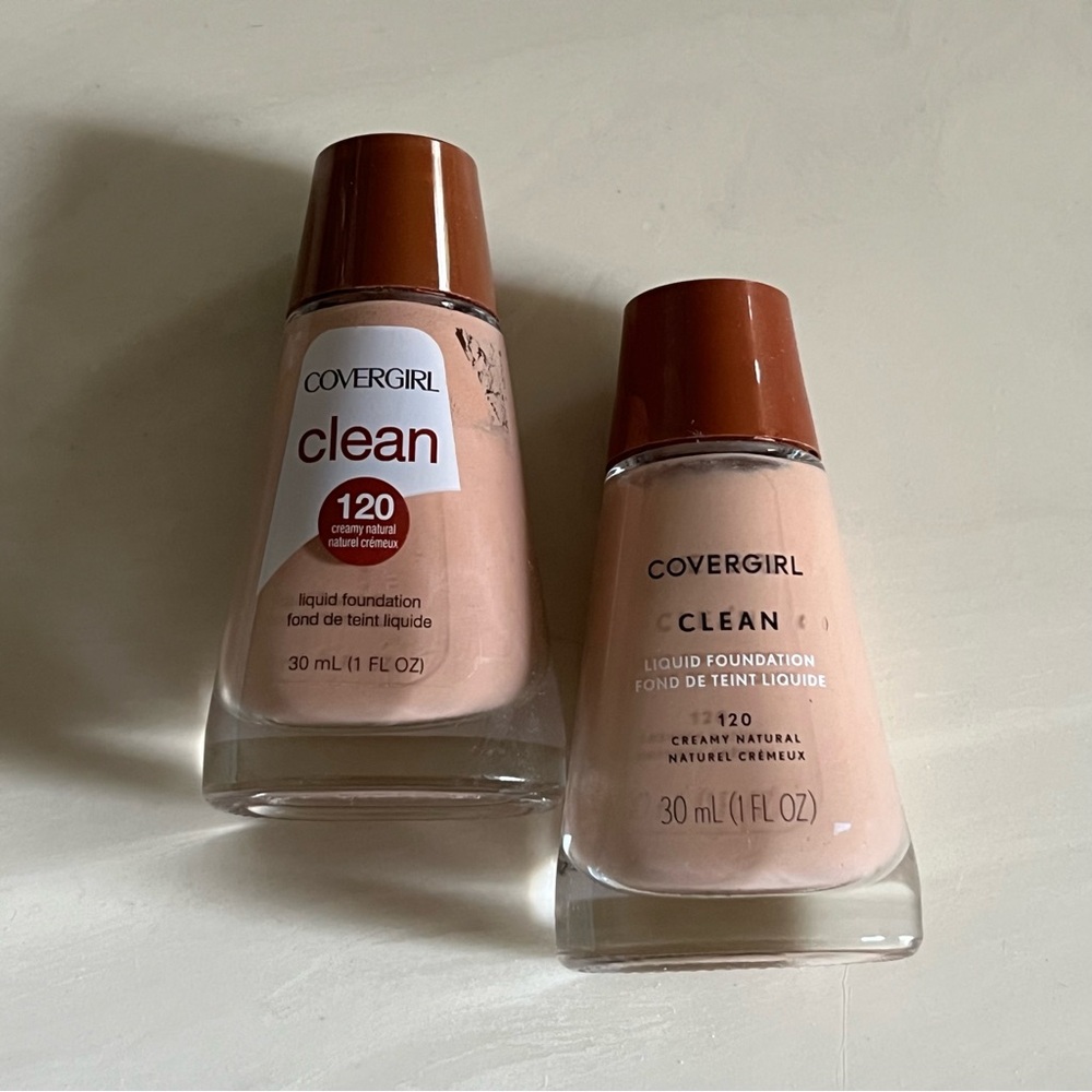 COVERGIRL Clean Liquid Foundation - Natural Beige